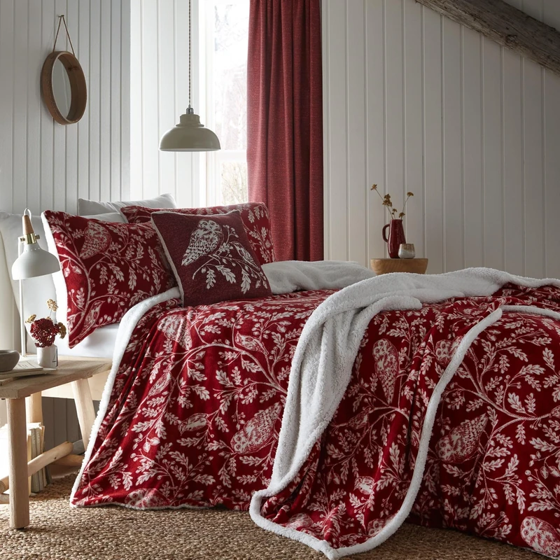 Red Owl Teddy Fleece Duvet Cover - King bed Size (230 x 220cm) - Soft & Cosy Woodland Bedding - Burgundy Red with Forest Animals - Image 1