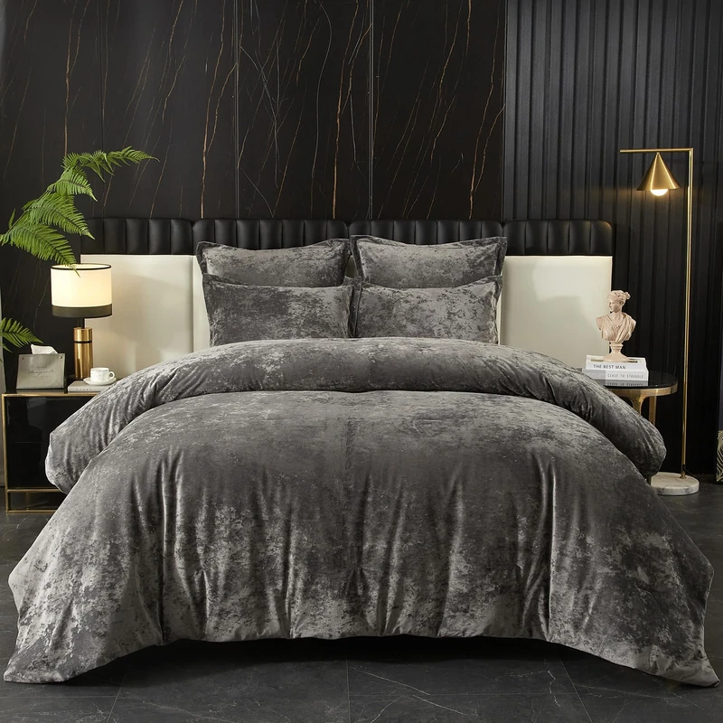 Ivellow Crushed Velvet Comforter Set Queen, Lightweight Comforter Set, 5pcs Ultra Soft Breathable Grey Comforter Set, Luxury Cozy Flannel Comforter Queen Size (1 Comforter,2 Pillow Shams, 2 Euro Shams