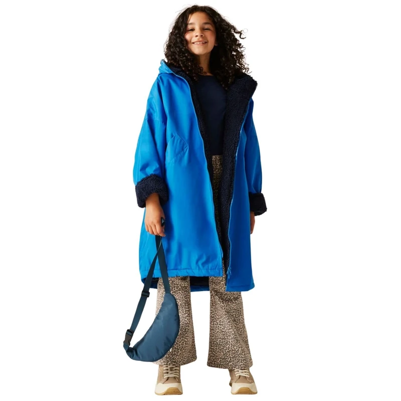 Regatta Kids Junior Waterproof Changing Robe, Borg Lined Changing Robe with Hood - Perfect for Outdoor Water Activities