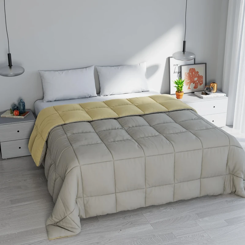 Italian Bed Linen ELEGANT Winter Quilt, Light Grey/Cream, 260x260cm