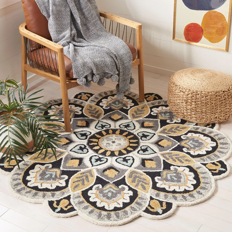 Safavieh Traditional Rug for Living Room, Dining Room, Bedroom - Novelty Collection, Short Pile, in Ivory and Black, 120 x 120 cm