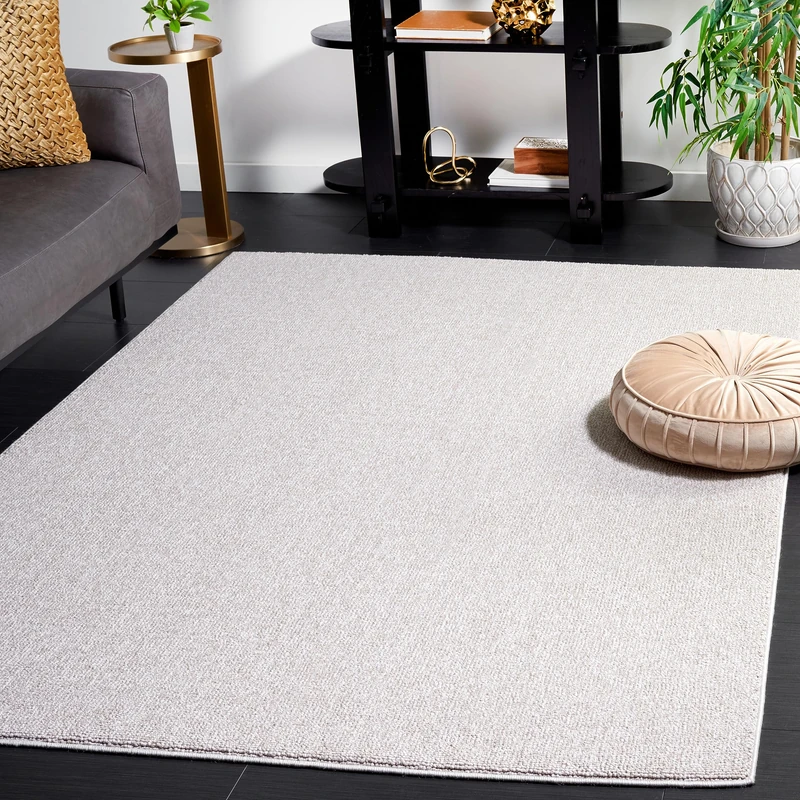 Safavieh Solid Color Rug for Living Room, Dining Room, Bedroom - River Collection, Short Pile, in Beige, 152 X 229 cm