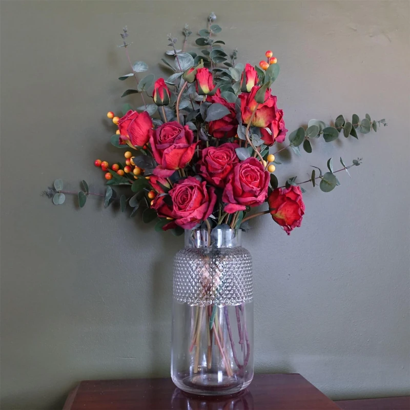 Leaf Design Artificial Flower Display with Vase