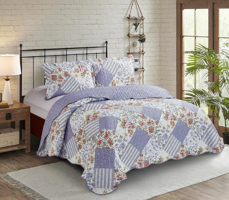 Brilliant Sunshine Rose Violet Patchwork Quilt, Queen Size