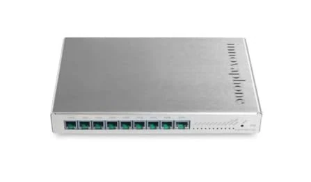 Innovaphone Hubs and Ports Brand Model IP0013 VOIP-Gateway