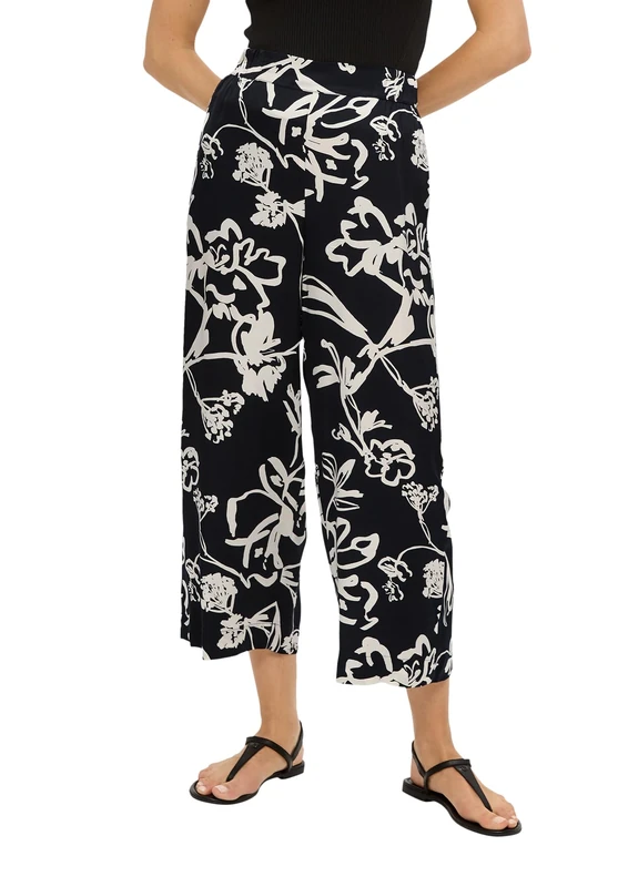 s.Oliver BLACK LABEL Women's Satin Trousers Regular Fit Wide Leg, 99a1, 14