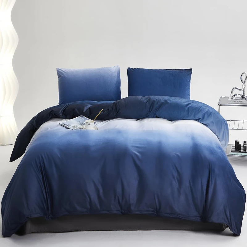 KAREVER Blue White Gradient Comforter Set King Blue Velvet Bedding Comforter Modern Plain White and Royal Blue Gradient Soft Quilt Farmhouse Flannel Comforter Warm King Bed Comforter