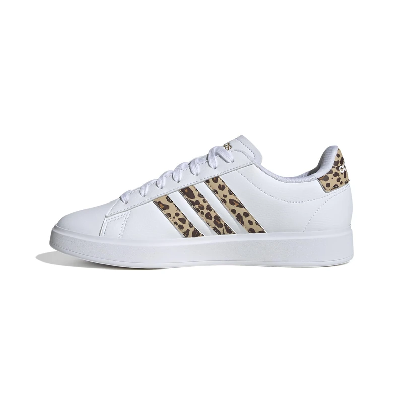 adidas Women's Grand Court 2.0 Shoes, Cloud White/Magic Beige/Matte Gold, 4.5 UK
