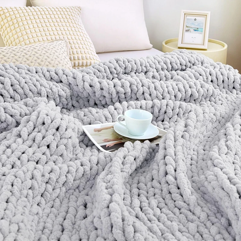 Admitrack Chunky Knit Blanket Throw, 100% Hand Knit Chenille Throw Blanket for Sofa & Home Decor, Soft and Cozy Knitted Throw Blankets (Light Gray，51"x63")