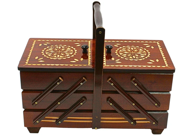 Dekohelden24 Sewing Box, Sewing Box Made of Veneer Wood with 7 Compartments in Brown, L/W/H 42 x 20 x 21 cm, 42 cm