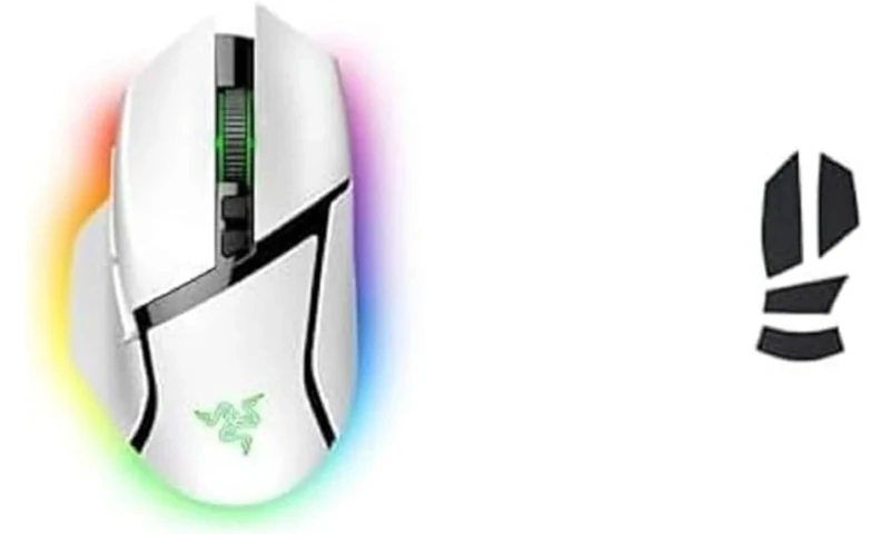 Razer Basilisk V3 Pro - White + Mouse Dock Pro + Wireless Charging Puck Bundle