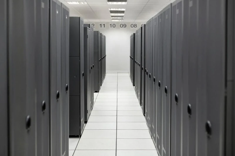 HPE MR416I-P GEN11 SPDM - Storage Controller P47777-B21 - Image 1