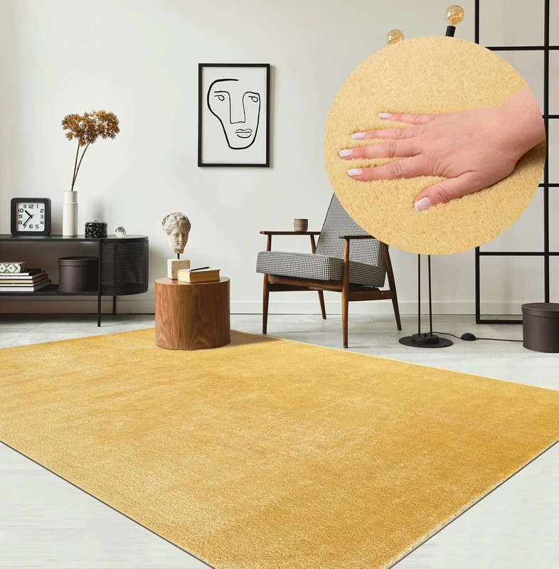 the carpet Relax Rug, Modern, Fluffy, Short Pile, Non-Slip Underside, Washable up to 30°C, Super-Soft, Fur Look, Gold, 200 x 280 cm