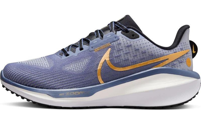 Nike Vomero 17 Sneaker - Diffused Blue/Metallic Gold - 5.5