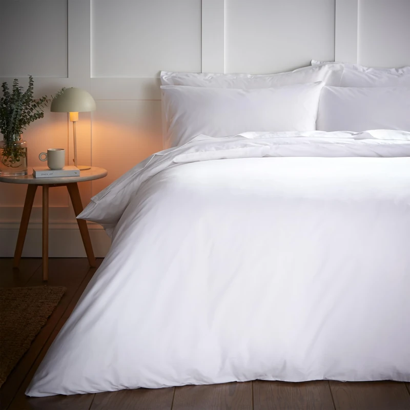 Bianca 200 Thread Count Temperature Controlling TENCEL™ Lyocell King Duvet Cover Set with Pillowcases White