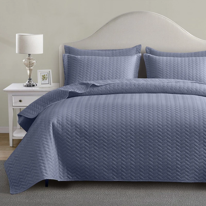 Maple&Stone Oversized King Quilt 128"x120", Huge Bedspread Mineral Blue