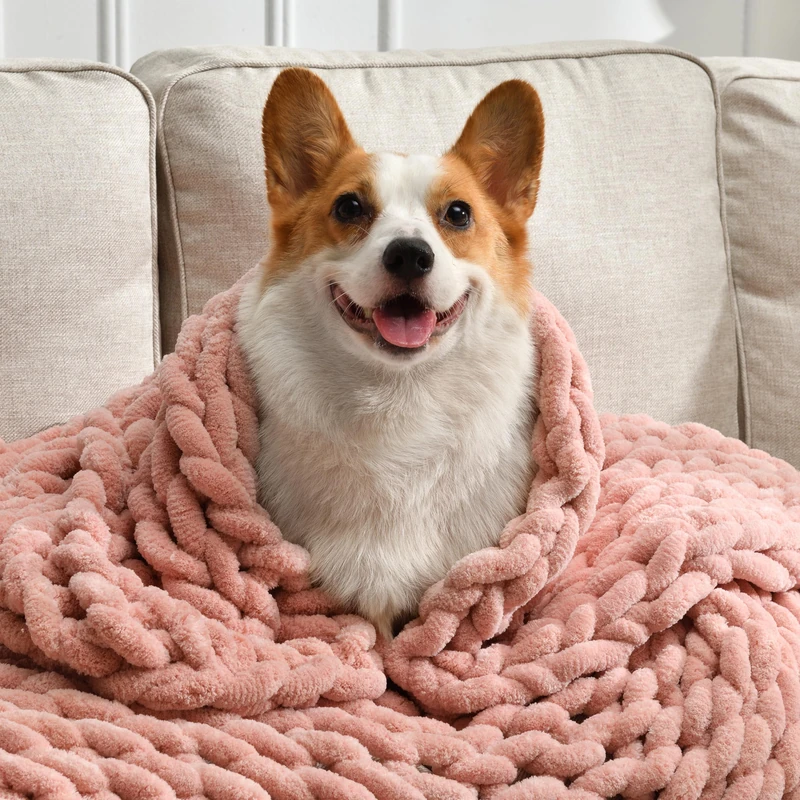 Feabuccy Soft Chunky Knit Blanket, 60X80 in Handmade Thick Chenille Yarn Throw Without Shedding & Raveling, Aesthetic & Cozy Home Decor with Couch Sofa Bed, Gift Pack, Pink