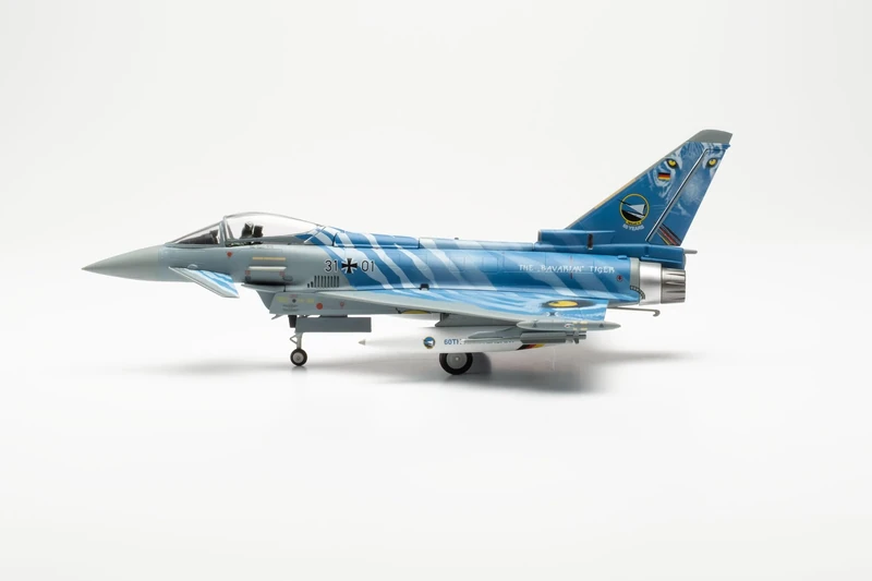Herpa airplane model Luftwaffe Eurofighter "Bavarian Tigers"- 31+01 on a scale of 1 : 72, metal miniature without pedastal, model building, collectors edition