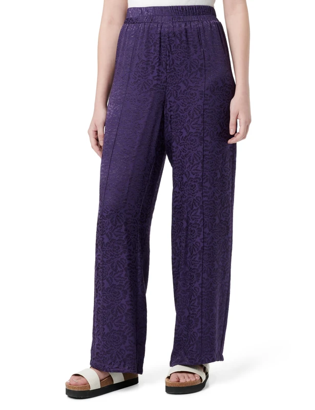 Koton Women's Jacquard Elastic Waist Crop Wide Leg Trousers Shorts, Aubergine(357), 8 - Image 1