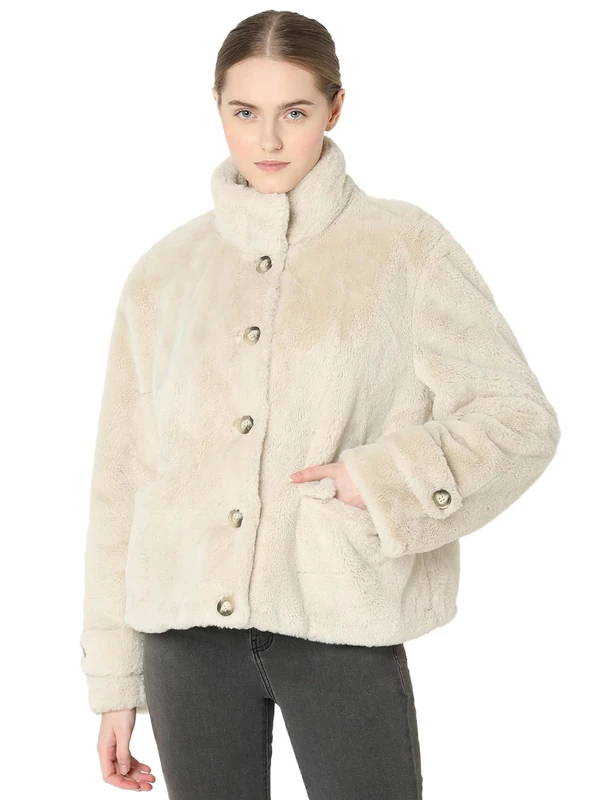 VERO MODA Women's Vmsonjaeva Short Faux Fur Jacket Ga Boo Short Jacket, Oatmeal, L