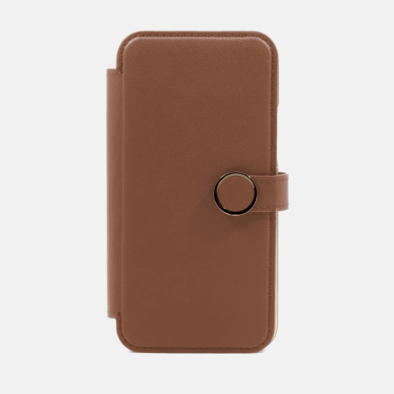 Greenwich OXFORD Wallet Case with Magnetic Clasp for iPhone 15 Pro Compatible with Magsafe - Saddle Gold