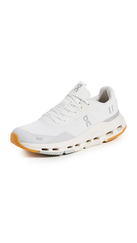 On Running CLOUDNOVA Form 2 White Ivory 4 UK