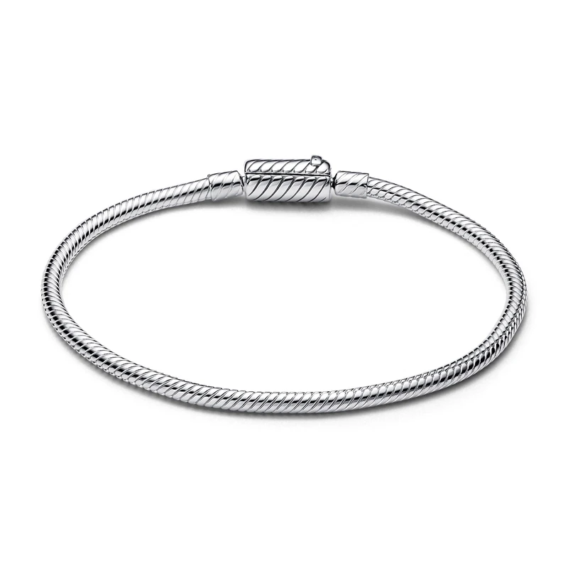 Pandora Moments Snake chain sterling silver bracelet with magnetic clasp, 17