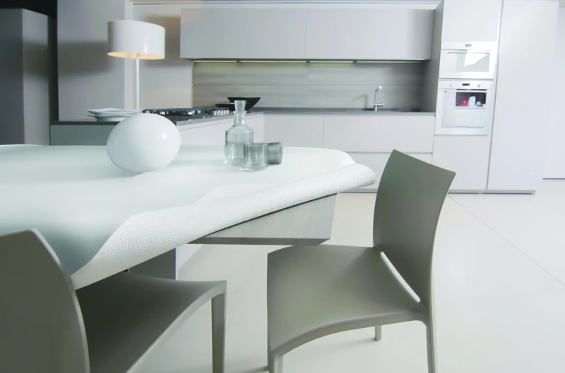 GEMITEX Table Protector Made in Italy Anti-Slip, Shockproof, Double-Sided White/White, 140 x 180 cm, Furnishes and Protects Your Table from Shocks, Scratches and Liquids, Rifitino with Overlock Edge - Image 1