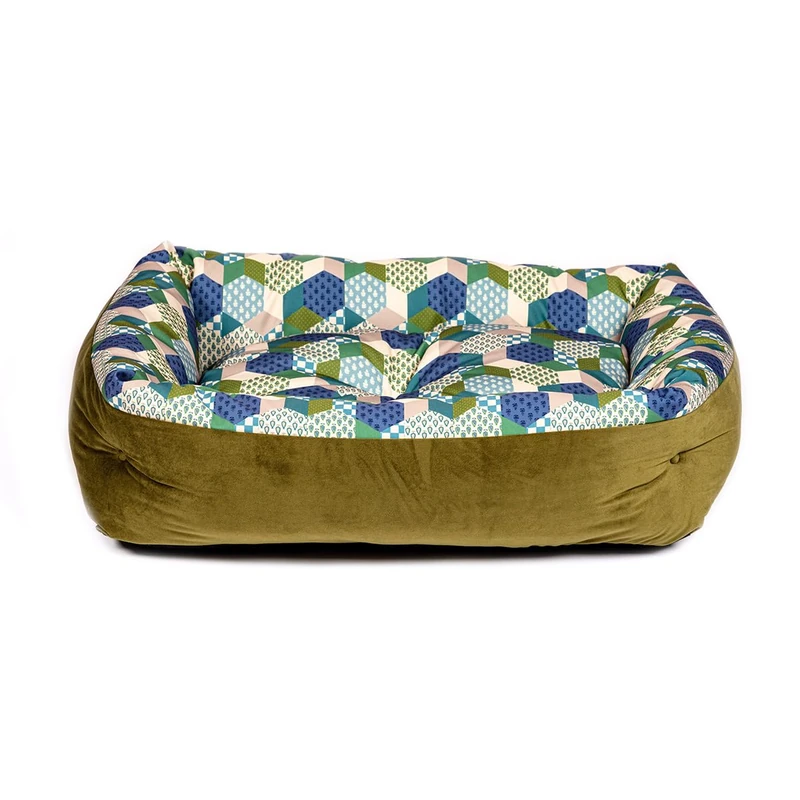 Danish Design Laura Ashley Thistle Patchwork with Thermal Filling Dog/Puppy Bed Lounger Medium 30 in