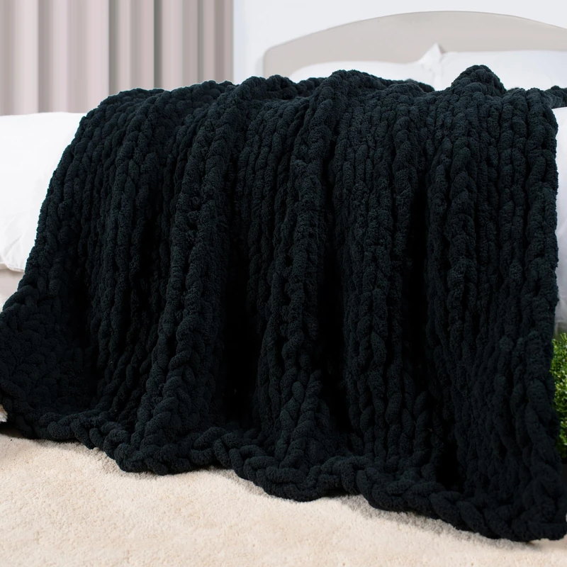 Carriediosa Chunky Knit Throw Blanket 60" X 80" Twin, 100% Hand Made Large Chenille Loop Yarn Soft Fluffy Throws for Couch Sofa Bed, Big Crochet Cozy Heavy Thick Cable Woven Blanket, Black