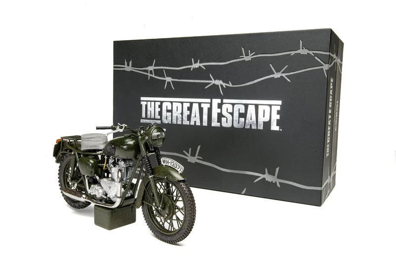 Corgi Diecast Model Cars - CC08501 The Great Escape - Triumph TR6 Trophy (Weathered) - Men, Women & Kids Souvenir Gifts from UK - Small Die Cast Toy Car Models for Boys, Gift for Motor Enthusiasts