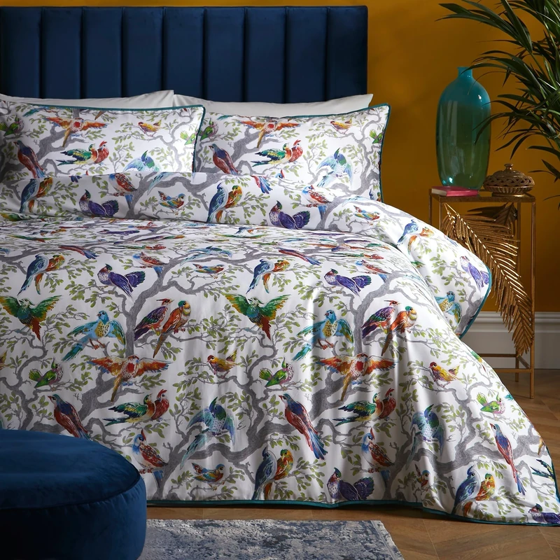 Laurence Llewelyn-Bowen - Multi-Colours Birds Duvet Cover - King Bedding Size (230 x 220cm) - Soft 100% Cotton Sateen - 2 Pillowcases - 200 Thread Count - Luxury Bedding - Bird Duvet Cover in White