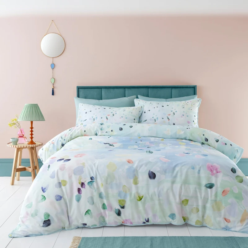 Appletree - Duck Egg Spring Duvet Cover - Super King Bedding Size (260 x 220cm) - Soft 100% Cotton - 2 Pillowcases - Contemporary Floral Duvet Cover in Blue - Blue Bedding