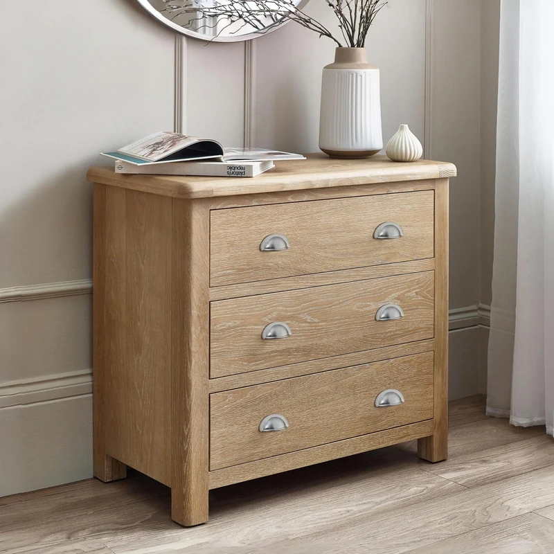 Julian Bowen Memphis Limed Oak 3 Drawer Chest