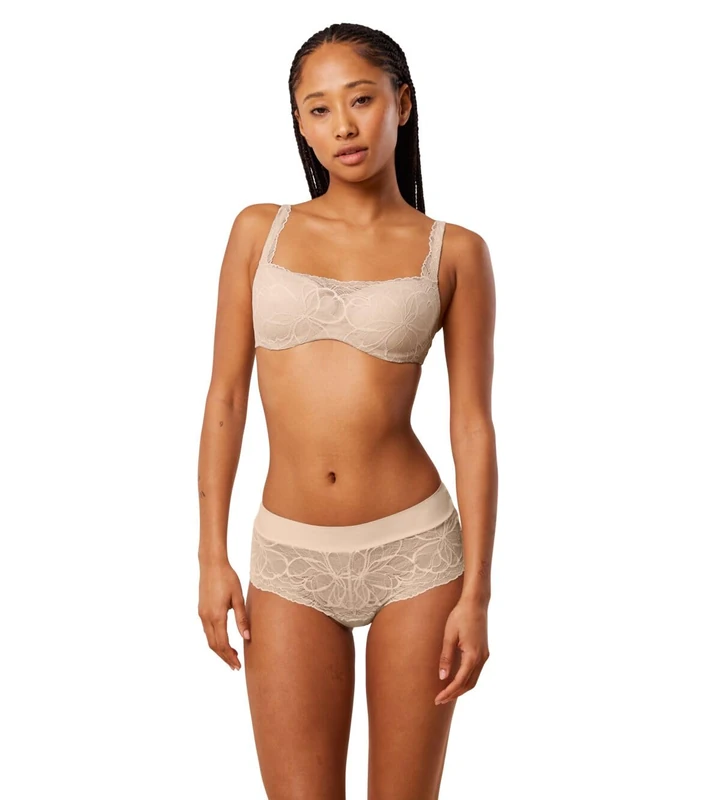 Triumph Body Make-Up Illusion Lace Balconette Nude Beige, Beige (Nude-Beige), 34D