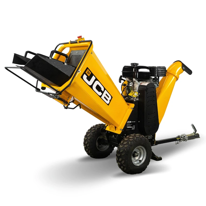 JCB 7.5hp 224cc Petrol Wood Chipper – Heavy-Duty 100mm (4”) with 2-Blade Drum, Pneumatic Wheels & Off-Road Tow Bar – 4-Stroke Engine for Fast Chipping