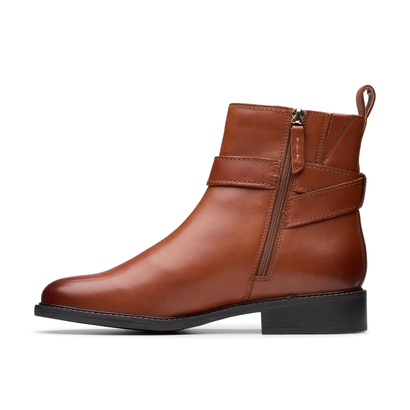 Clarks Renewal Style Womens British Tan Lea, 3.5