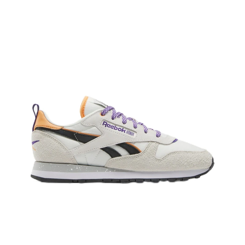 Reebok Classic Leather Chalk/Alabaster/Dynamic Purple Female Running Shoes