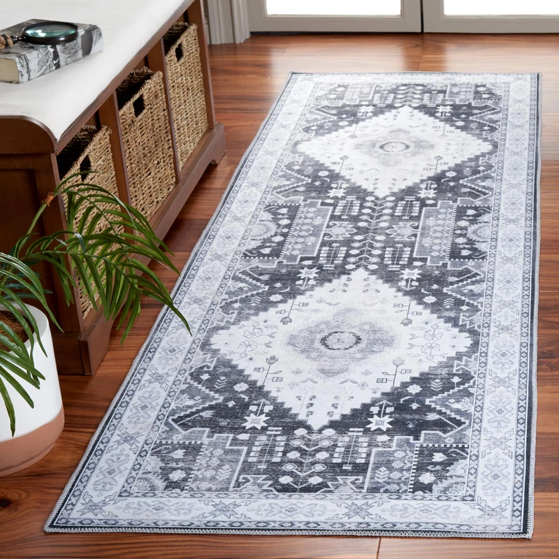 Safavieh Distressed Rug Ideal for High Traffic Areas - Machine Washable and Non Slip - Arizona Collection, Short Pile, in Grey and Ivory, 62 X 240 cm