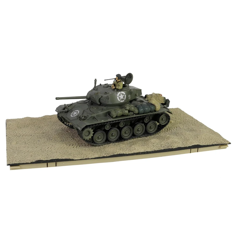 Forces of Valor 1:32 US M24 Chaffee March 1945 Comp. D. Stand Model, Model Building, Diorama Model, Military Model Building, Die-Cast Model