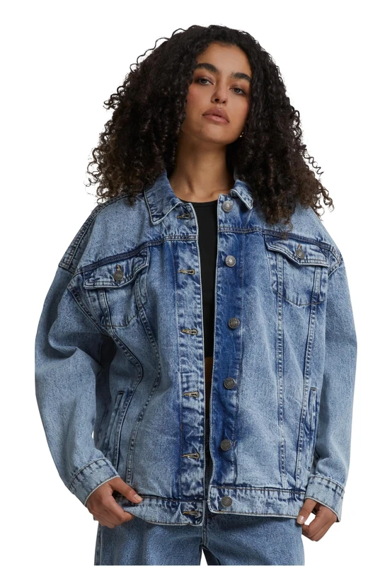 Urban Classics Women's Ladies Oversized 90's Denim Jacket, Tinted Lightblue Washed, S