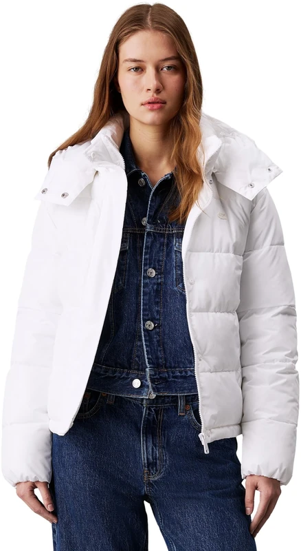 Calvin Klein Women’s Short Matte Puffer Jacket with Hood, White (Bright White), M