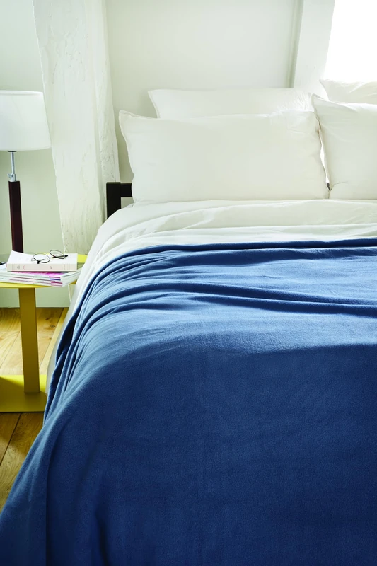 Toison d'or Narvik Double Sided Polyester Blanket, 180cm x 220cm Size, Petroleum/Natural - Image 1
