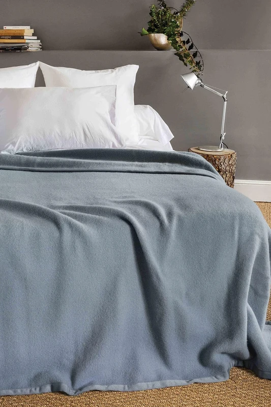 Toison d'or Victoria Lambswool Blanket Plain, 240 cm x 300 cm Size, Graphite Grey