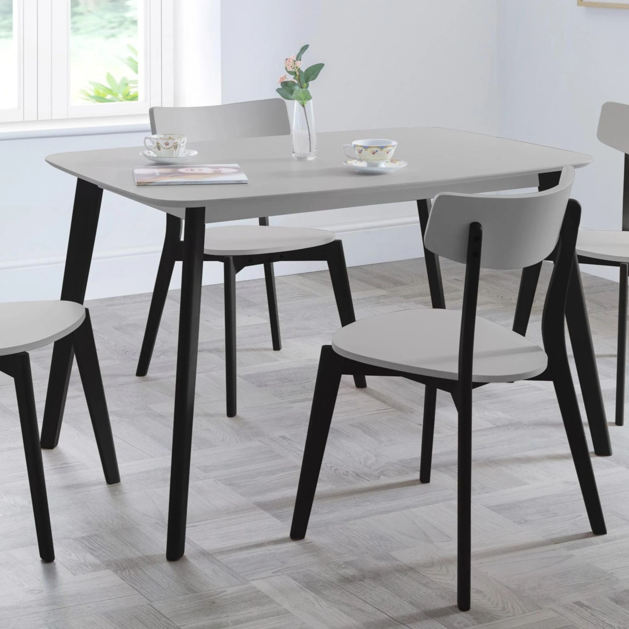 Julian Bowen Casa Rectangular Dining Table - Grey/Black