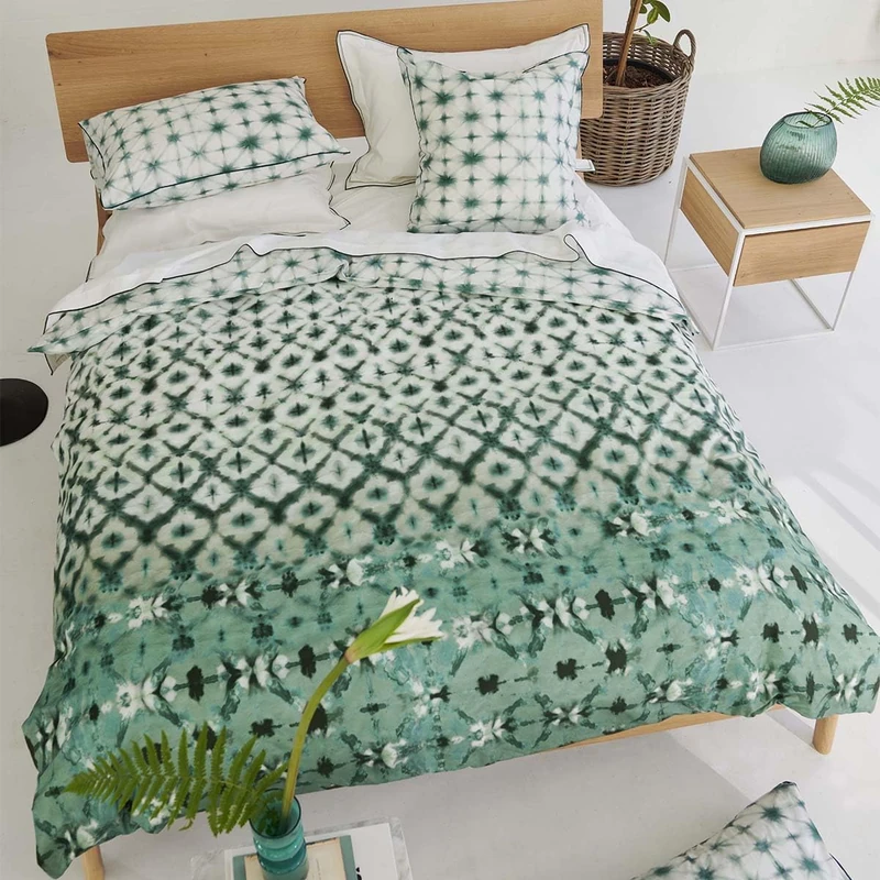 Karaoshi Celadon Printed Cotton Percale Duvet Cover, 260 x 240 cm, Designers Guild