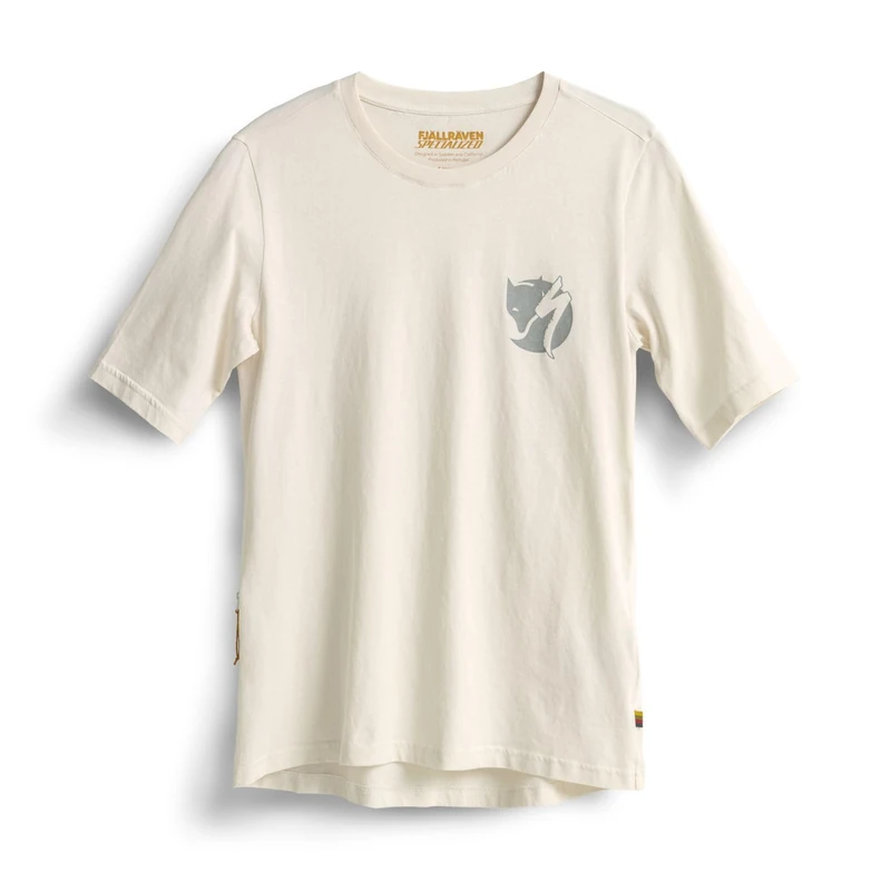 Fjäll Räven Women's Outdoor Organic Cotton T-Shirt with Zip Pocket, Eggshell, L, Eggshell, Large