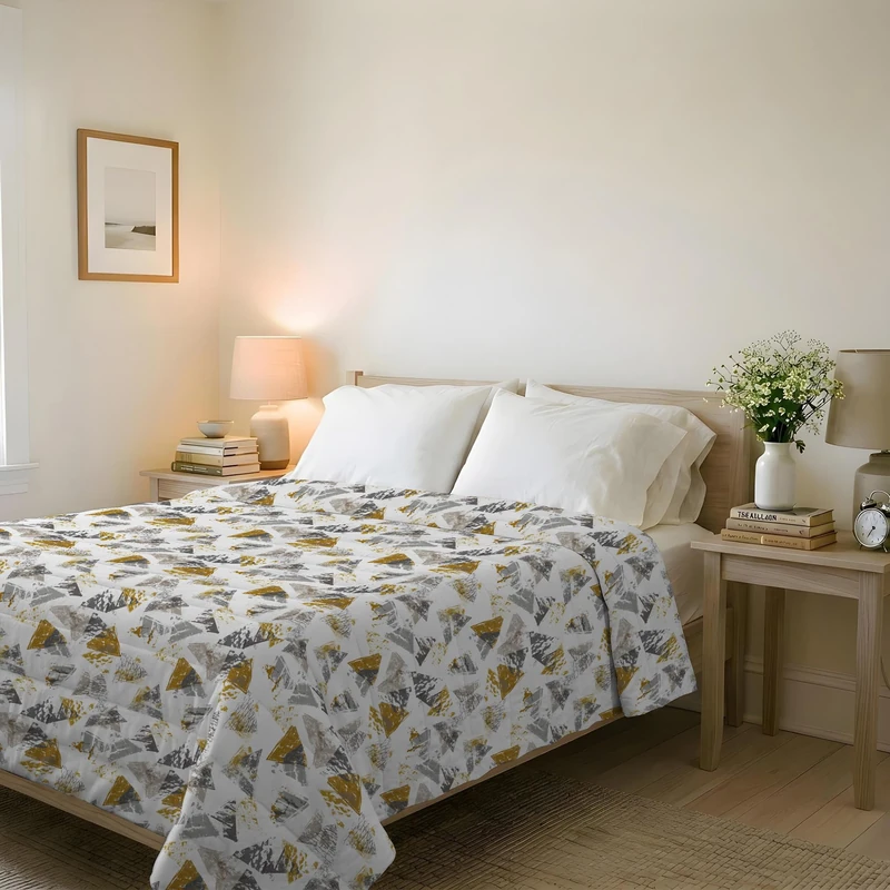 Italian Bed Linen BASIC Printed Summer Quilt, Microfibre, Urban Yellow, Double 250 x 240 cm
