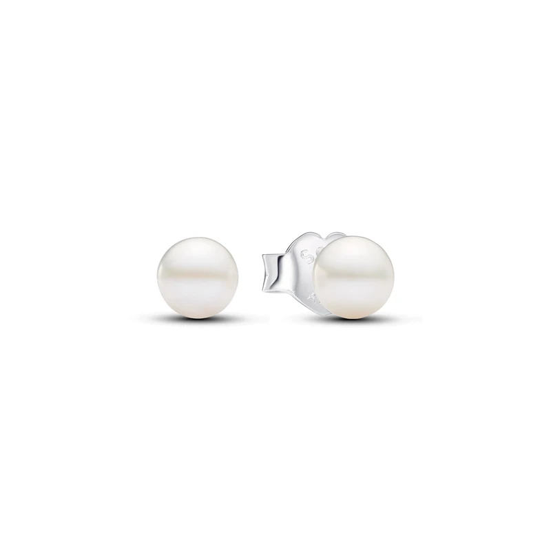 Pandora Timeless Sterling silver stud earrings with 4,5 mm white treated freshwater cultured pearl