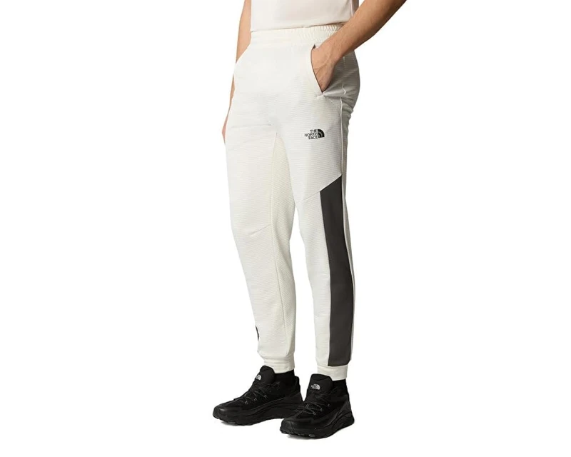 The North Face Mountain Athletics Pants White Dune/Anthracite Grey XS